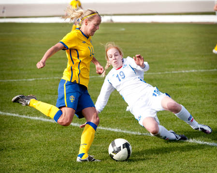 Josefine Öqvist, Sverige