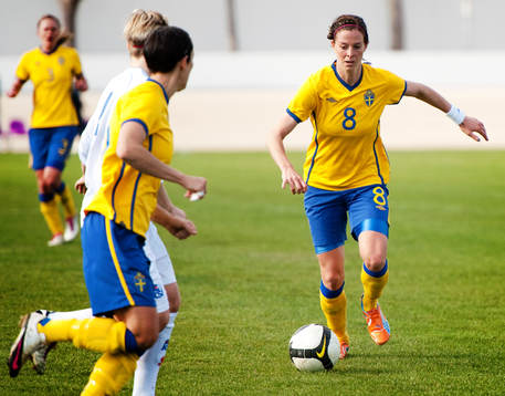 Lotta Schelin, Sverige