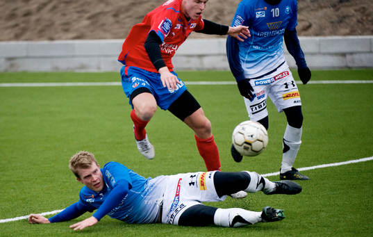 Bläddra bland fler bilder av Fotboll, Träningsmatch, Trelleborg - Helsingborg