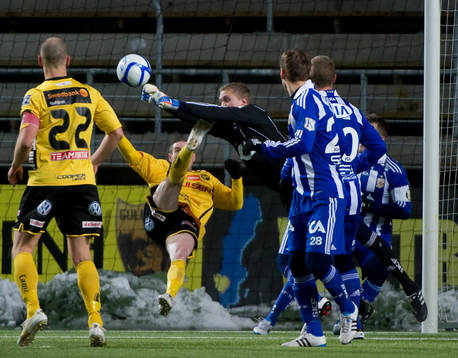 Markus Sandberg, målvakt IFK Göteborg, James Keane,
