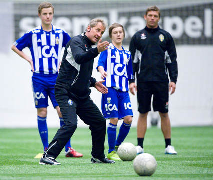 Förbundskapten Erik Hamrén och Marcus Allbäck tränade