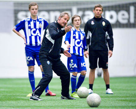 Förbundskapten Erik Hamrén och Marcus Allbäck tränade