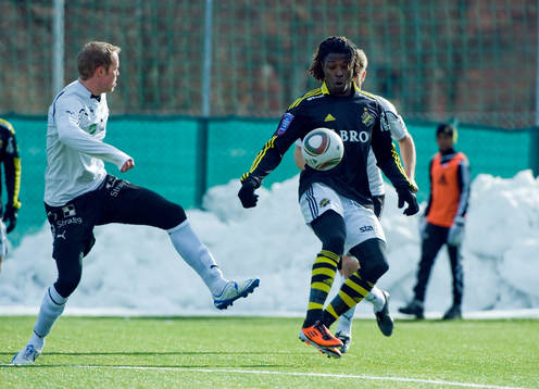 Patrik Haginge, Örebro och Mohamed Bangura, AIK