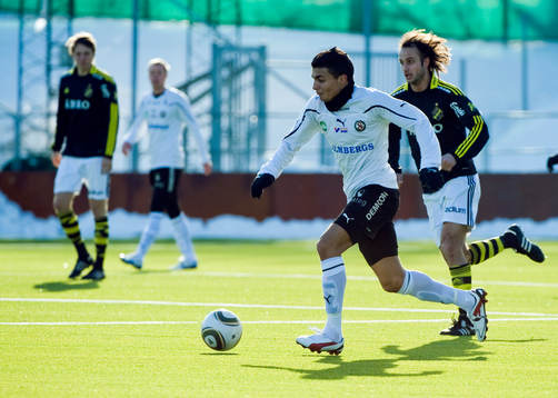 Ahmed Yasin, Örebro och Helgi Danielssn, AIK