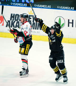 Morten Madsen, Modo och Victor Ahlström, AIK, jubel