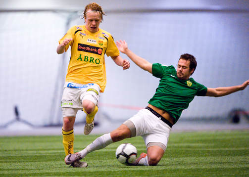 Jesper Florén, Gais, blir fult tacklad och fick utgå