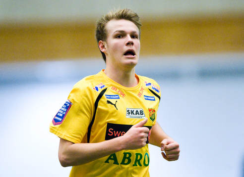 Edström Jr, Gais
