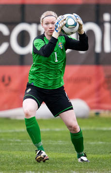 Hedvig Lindahl målvakt, Sverige