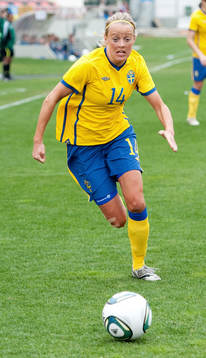 Josefine Öqvist, Sverige