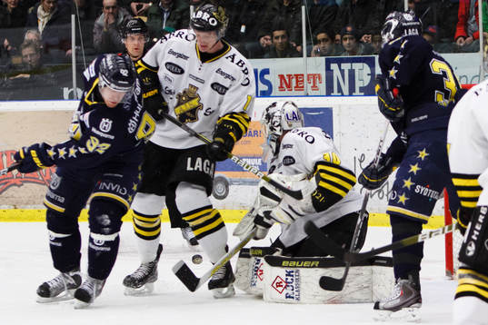HV71 skapar tryck med 6 mot 4 i powerplay i slutet av
