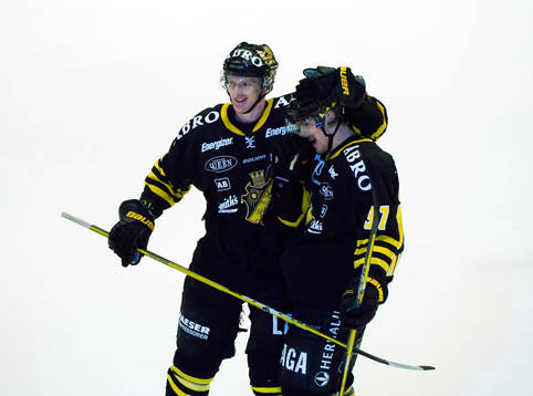 Fredrik Carlsson och Stefan Johansson, AIK, jubel