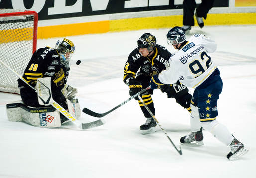 Viktor Fast, målvakt, Patrik Nemeth, AIK och Teemu Laine,