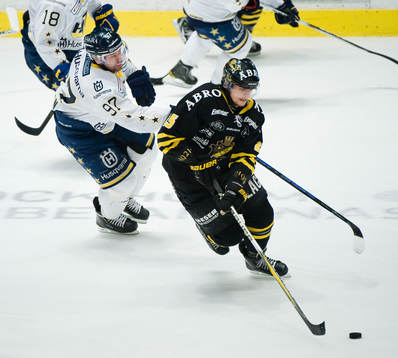 Per Ledin, HV71 och Johannes Salmonsson, AIK