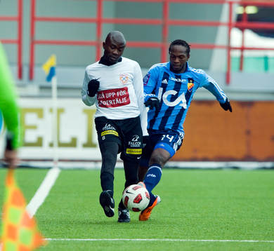 Jones Kusi-Asare, Assyriska och Kebba Ceesay, Djurgården