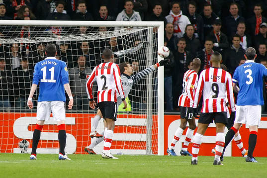 Andreas Isaksson, målvakt, PSV
