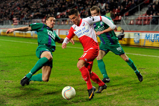 Jonas Ivens, Groningen och Dries Mertens, Utrecht