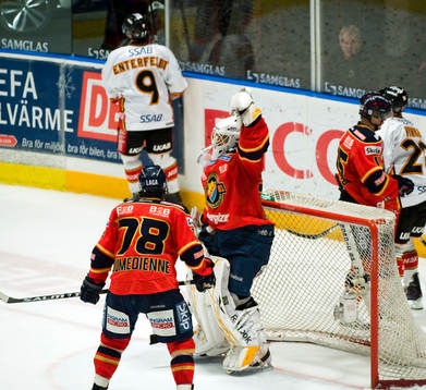 Mark Owuya, målvakt, Djurgården, jubel