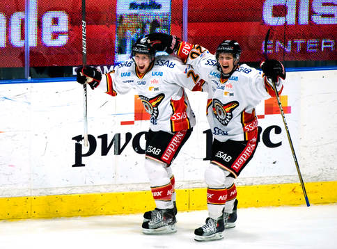 Cam Abbott och Joonas Vihko, Luleå, jubel
