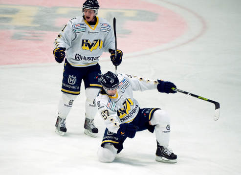 Juuso Hietanen och Per Ledin, HV71, jubel