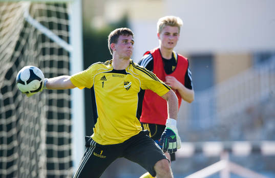 Calle Lindell, Linus Svensson