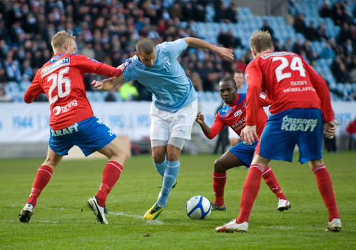 Guillermo Molins, Malmö omringad av Marcus Nilsson och
