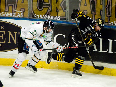 Emil Kåberg, Färjestad och Fredrik Svensson, AIK