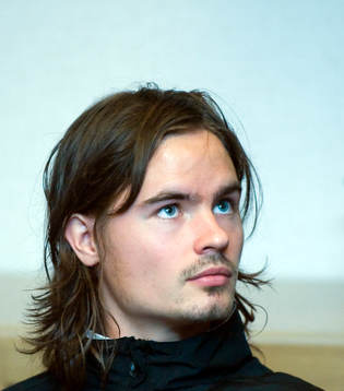 Mikael Lustig, Sverige
