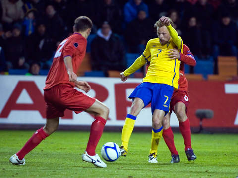 Sebastian Larsson, Sverige på väg att göra 2-0