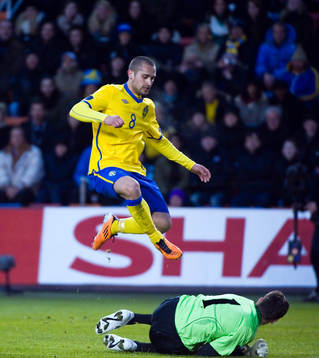 Emir Bajrami, Sverige