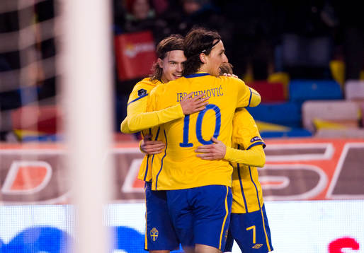 Mikael Lustig, Sverige kramas om