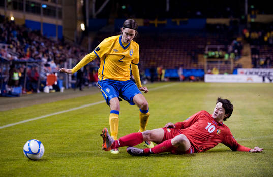 Mikael Lustig, Sverige