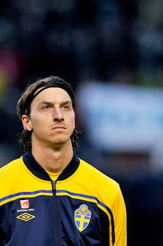 Zlatan Ibrahimovic , Sverige