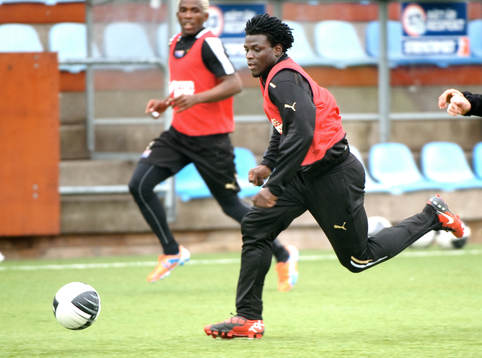 Razak Omotoyossi, Gais