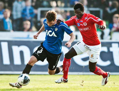 Emil Salomonsson, Halmstad och Abiola Dauda, Kalmar