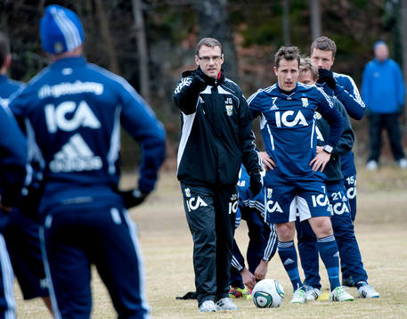 Jonas Olsson, tränare