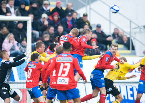 Helsingborg försvarar sig med mycket folk