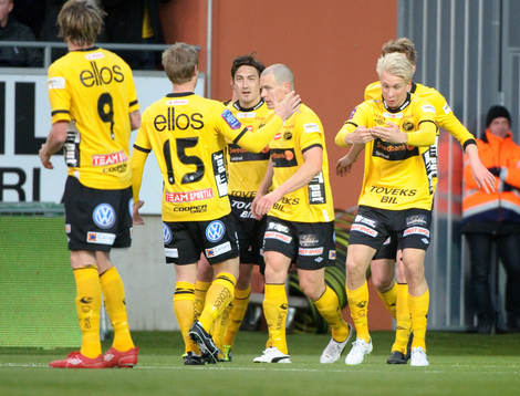 Elfsborg, jubel. Johan Larsson gör en kramgest