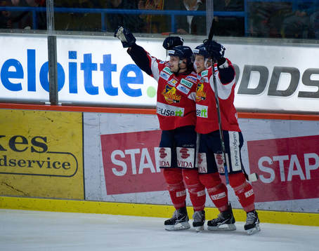 Dustin Johner och Jeremias Augustin, jubel, Växjö