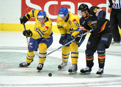 Stefan Johansson, Sebastian Karlsson, Sverige, Manuel