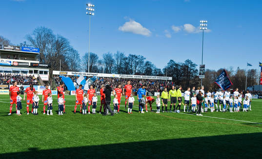 Bläddra bland fler bilder av Fotboll, Allsvenskan, Gefle - Norrköping: