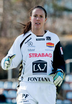 Carola Söberg, målvakt