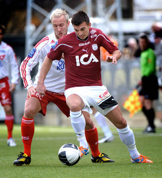 Bläddra bland fler bilder av Fotboll, Superettan, Qviding - Degerfors: