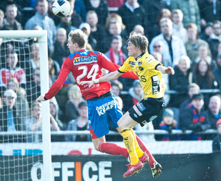 skarvnick, Marcus  Nilsson, Helsingborg mot Lasse Nilsson,
