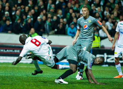 Jones Kusi-Asare, Assyriska och Jose Monteiro de Macedo,