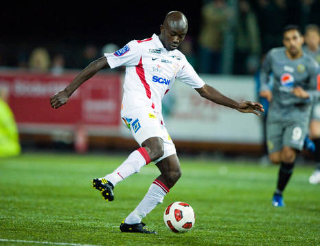 Jones Kusi-Asare, Assyriska