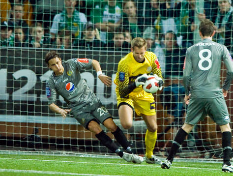 Björn Runström, Hammarby och Oscar Berglund, målvakt,