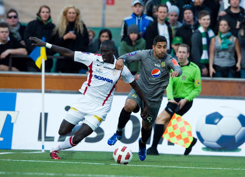 Mohammed Mbye, Assyriska och Sebastian Castro-Tello,