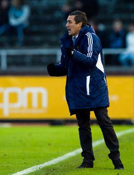 Carlos Banda, tränare