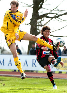 Mikael Dahlgren, Ängelholm och Miiko Albronoz,
