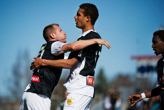 Kari Arkivuo och Mathias Ranegie, Häcken, jubel